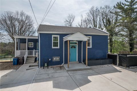 Photo of 930 Angelo Dr, Pittsburgh, PA 15236 (MLS # 1748619)