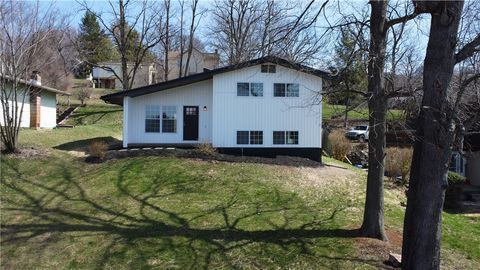 2017 S Pittsburgh St South Connellsville PA 15425