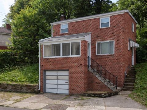 Photo of 18 Howard St, Pittsburgh, PA 15209 (MLS # 1742558)