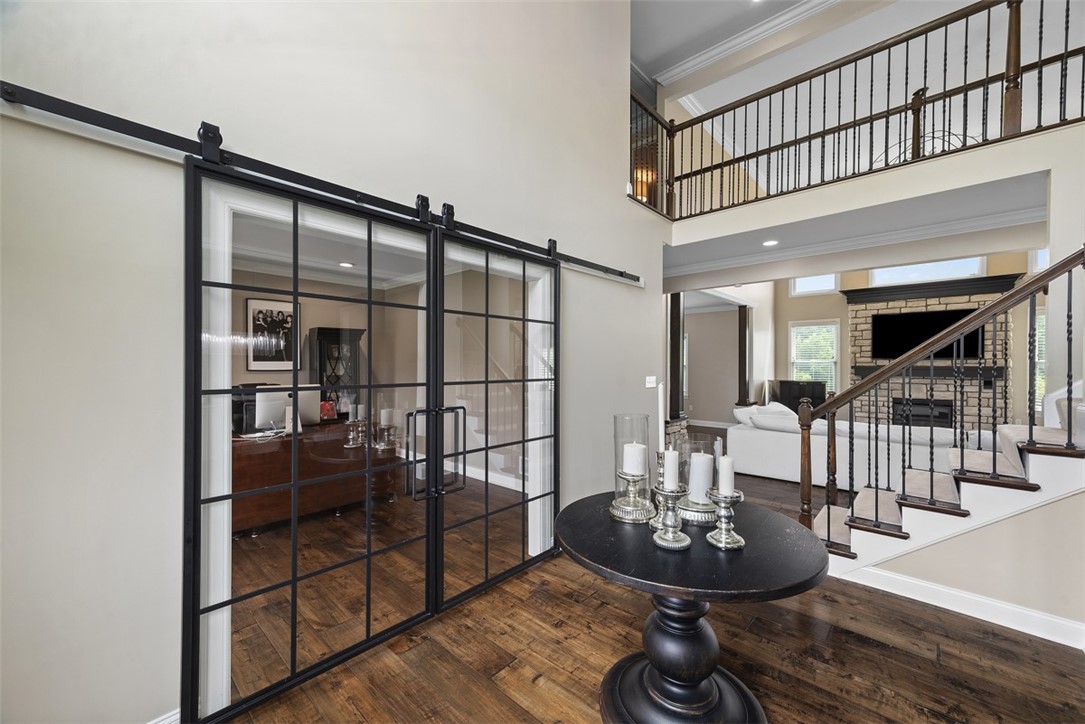 306 Hedgerow Drive