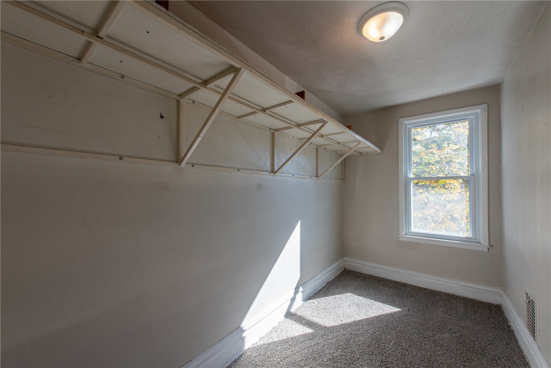 Vandergrift, Pennsylvania 15690, United States, 3 Bedrooms Bedrooms, ,2 BathroomsBathrooms,Residential,Active,230507