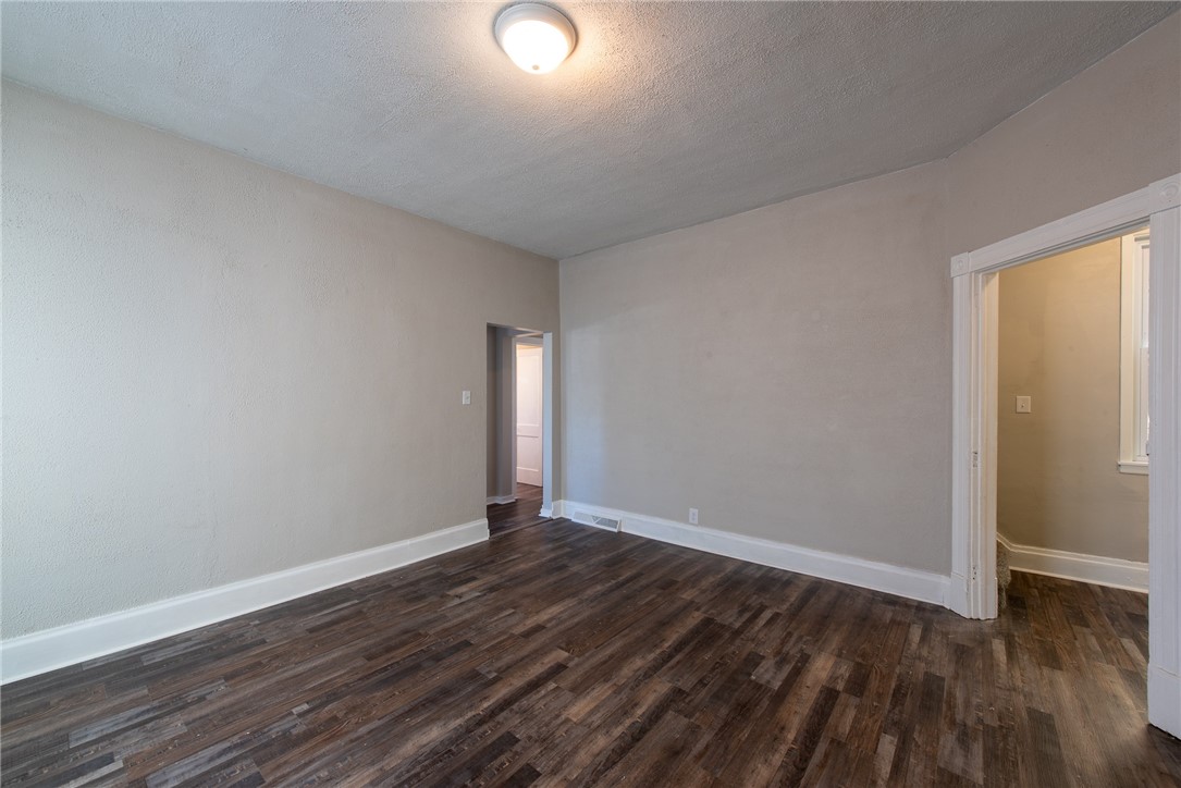 Vandergrift, Pennsylvania 15690, United States, 3 Bedrooms Bedrooms, ,2 BathroomsBathrooms,Residential,Active,230507