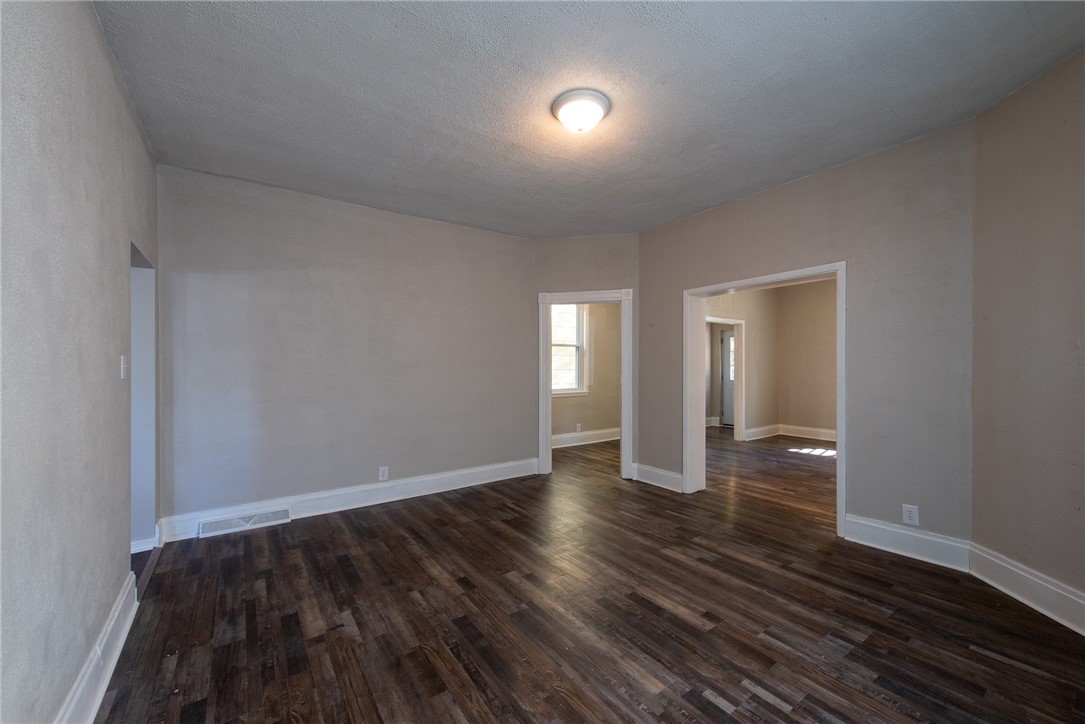 Vandergrift, Pennsylvania 15690, United States, 3 Bedrooms Bedrooms, ,2 BathroomsBathrooms,Residential,Active,230507