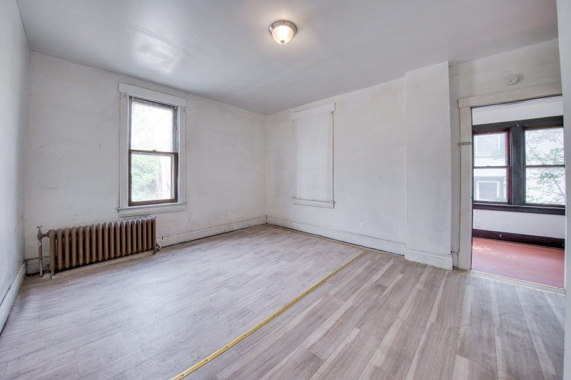 625 Walnut St