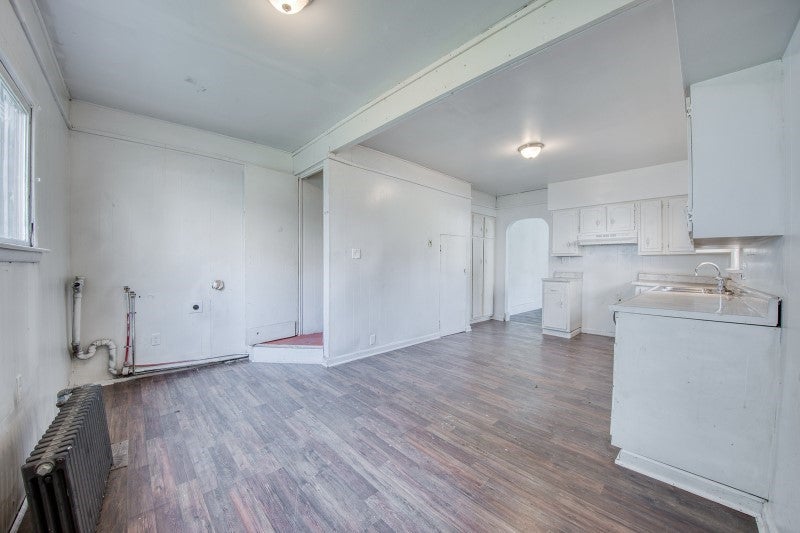 625 Walnut St