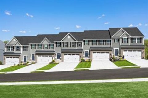 Townhouse For Sale - 127 Olivia Drive<br/> Washington County, Nottingham, PA 15330