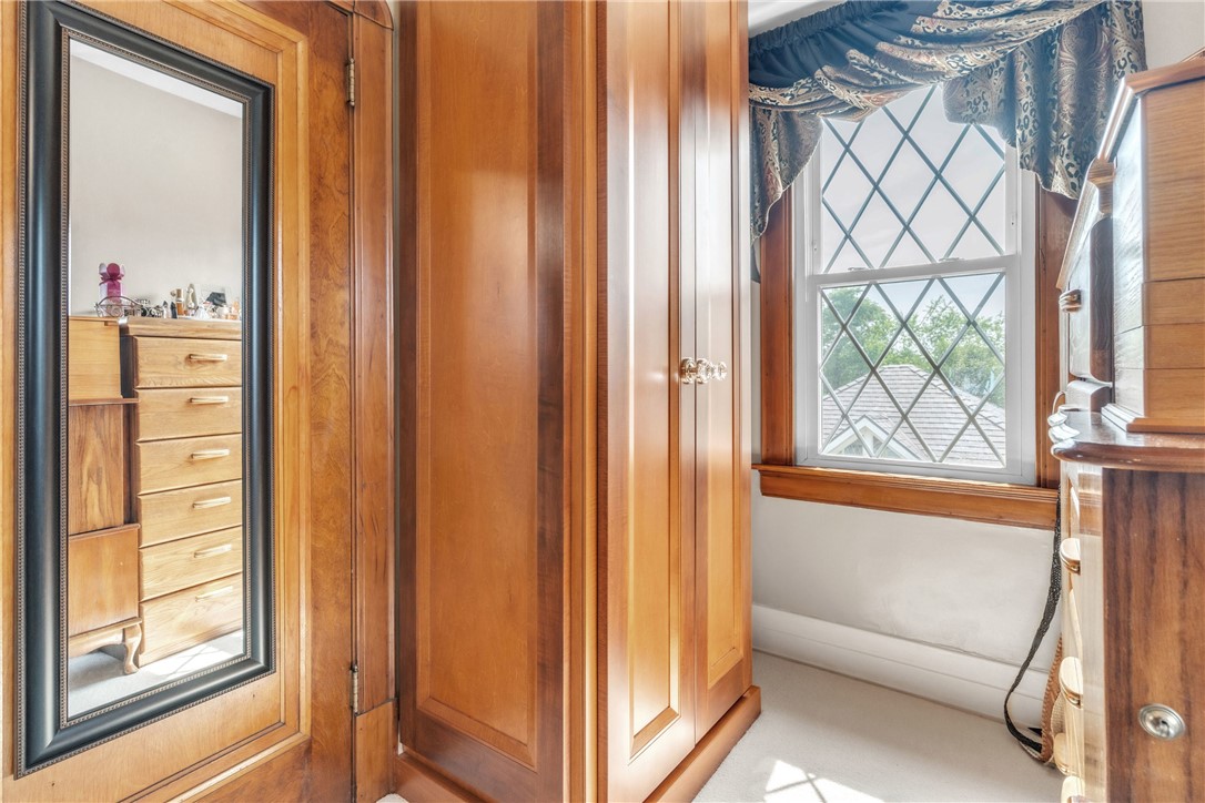 Harmony Twp, Pennsylvania 15003, United States, 4 Bedrooms Bedrooms, ,4 BathroomsBathrooms,Residential,Active,184461