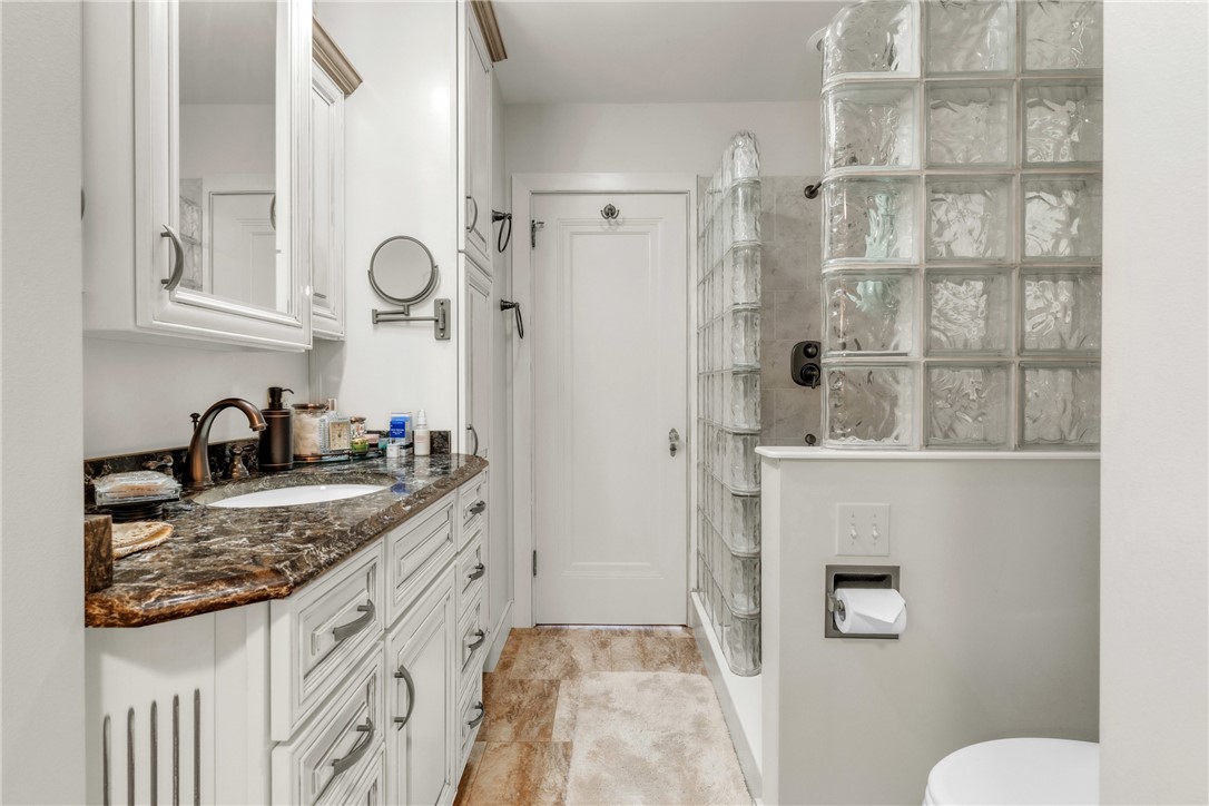 Harmony Twp, Pennsylvania 15003, United States, 4 Bedrooms Bedrooms, ,4 BathroomsBathrooms,Residential,Active,184461