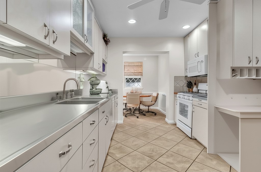 Harmony Twp, Pennsylvania 15003, United States, 4 Bedrooms Bedrooms, ,4 BathroomsBathrooms,Residential,Active,184461