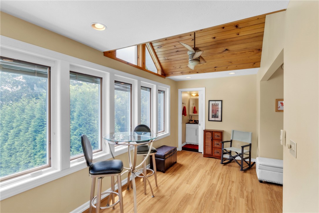 Harmony Twp, Pennsylvania 15003, United States, 4 Bedrooms Bedrooms, ,4 BathroomsBathrooms,Residential,Active,184461