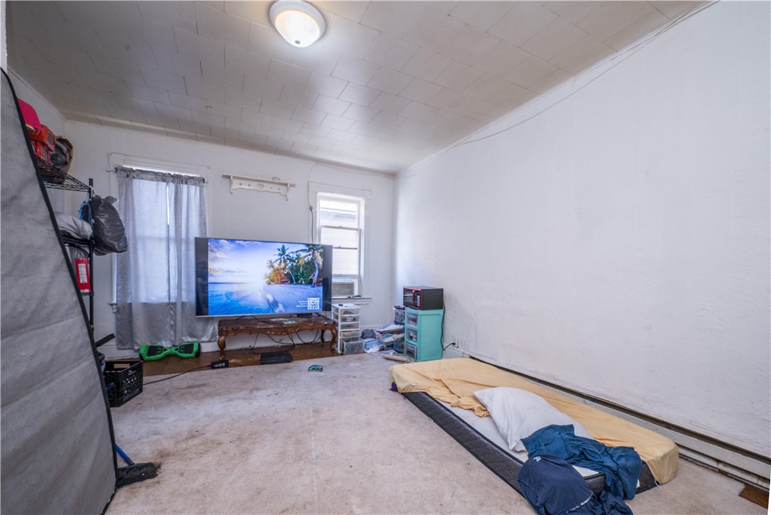 Glassport, Pennsylvania 15045, United States, ,Residential,Active,229443