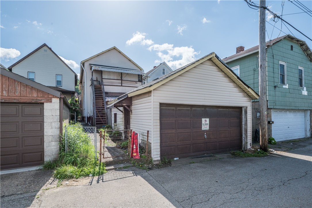 Glassport, Pennsylvania 15045, United States, ,Residential,Active,229443