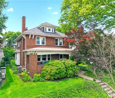 Photo of 1014 Milton St, Pittsburgh, PA 15218 (MLS # 1763359)
