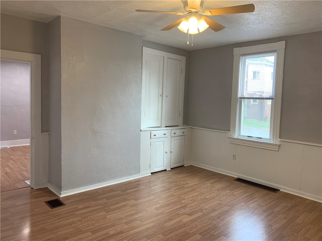 135 E 22nd Ave, Homestead, Pennsylvania image 7