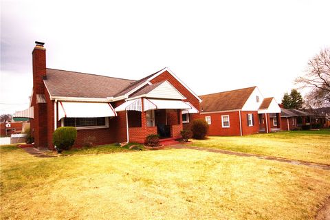 Photo of 966 Morgan St. St, Brackenridge, PA 15014 (MLS # 1746009)