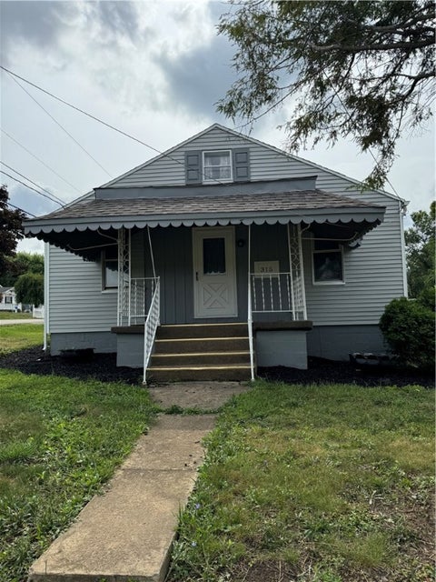 Photo for 315 Campbell Ave