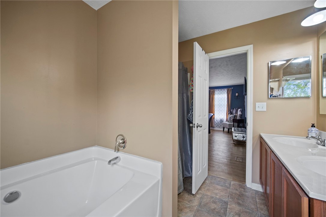 1399 Lucia Dr, Canonsburg, Pennsylvania image 26