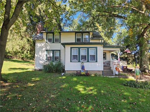 Homes For Sale - 440 W Water St St<br/> Slippery Rock Boro, PA 16057