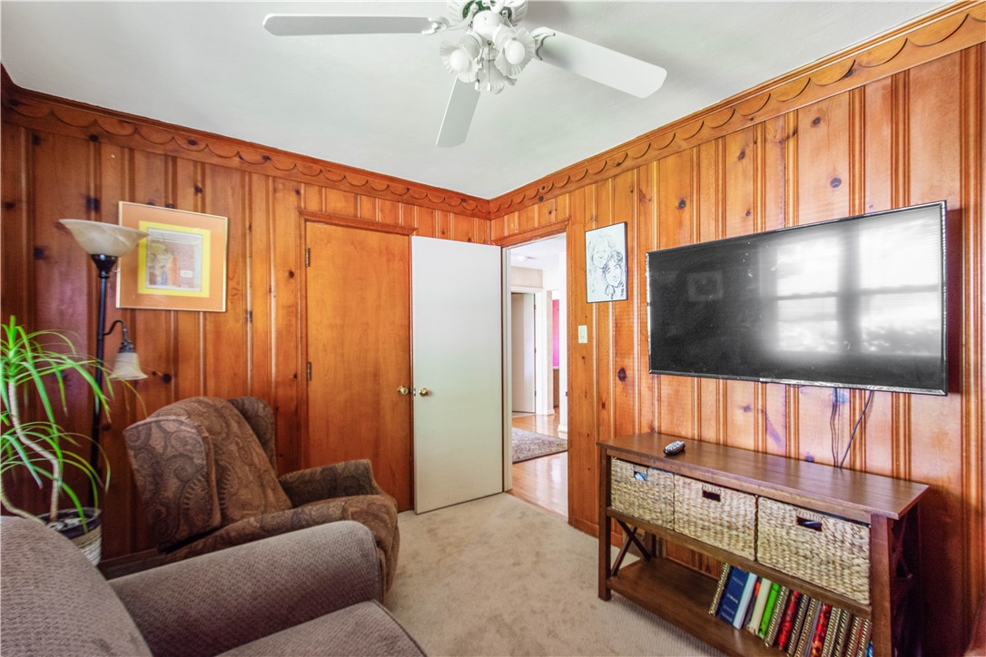 Mt. Lebanon, Pennsylvania 15228, United States, 3 Bedrooms Bedrooms, ,3 BathroomsBathrooms,Residential,Active,122314