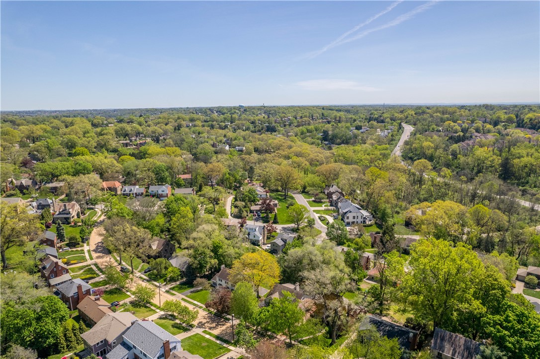 Mt. Lebanon, Pennsylvania 15228, United States, 3 Bedrooms Bedrooms, ,3 BathroomsBathrooms,Residential,Active,122314