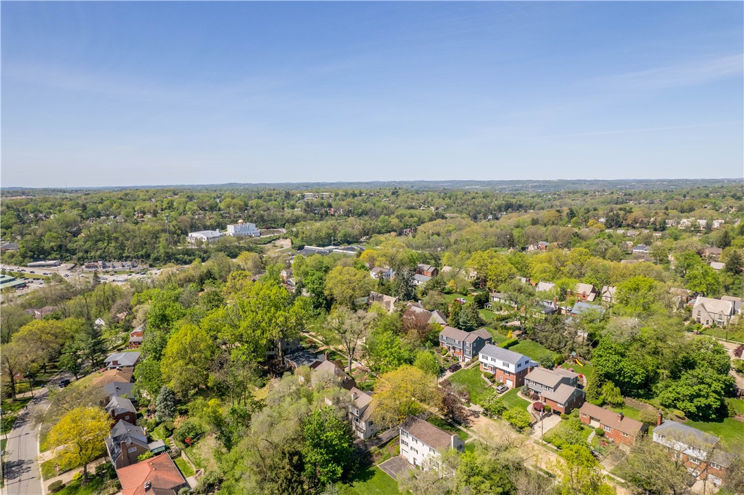 Mt. Lebanon, Pennsylvania 15228, United States, 3 Bedrooms Bedrooms, ,3 BathroomsBathrooms,Residential,Active,122314