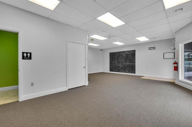 Beaver Falls, Pennsylvania 15010, United States, ,Commercial,Active,34270