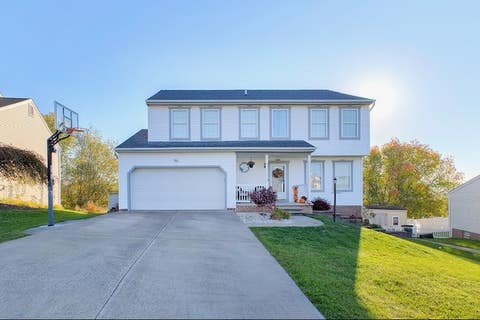 Photo for 108 Stratford Ct