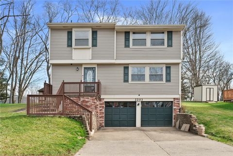 Photo of 2203 Open Meadow Cir, Bridgeville, PA 15017 (MLS # 1735113)