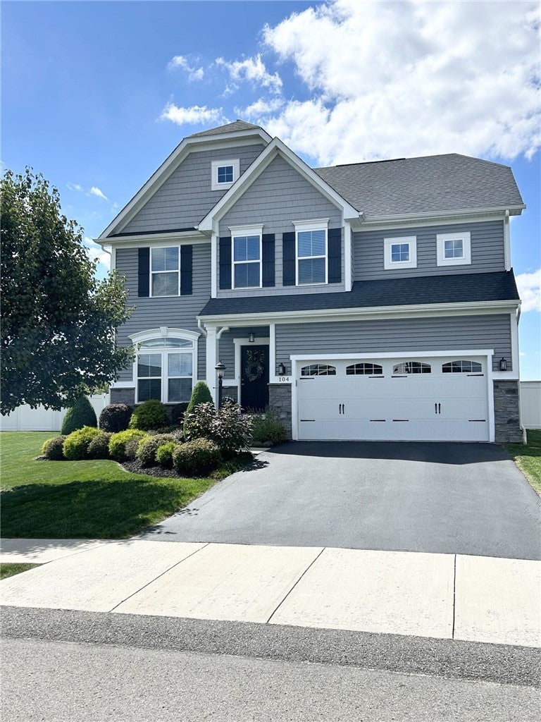 104 Riviera Dr