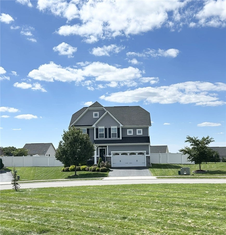 104 Riviera Dr