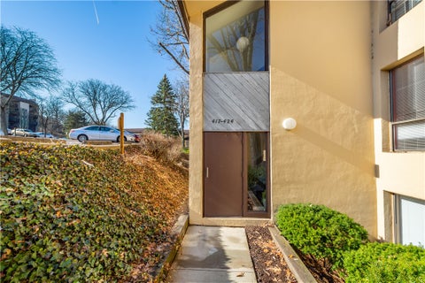 Photo for 2034 Swallow Hill Road 422
