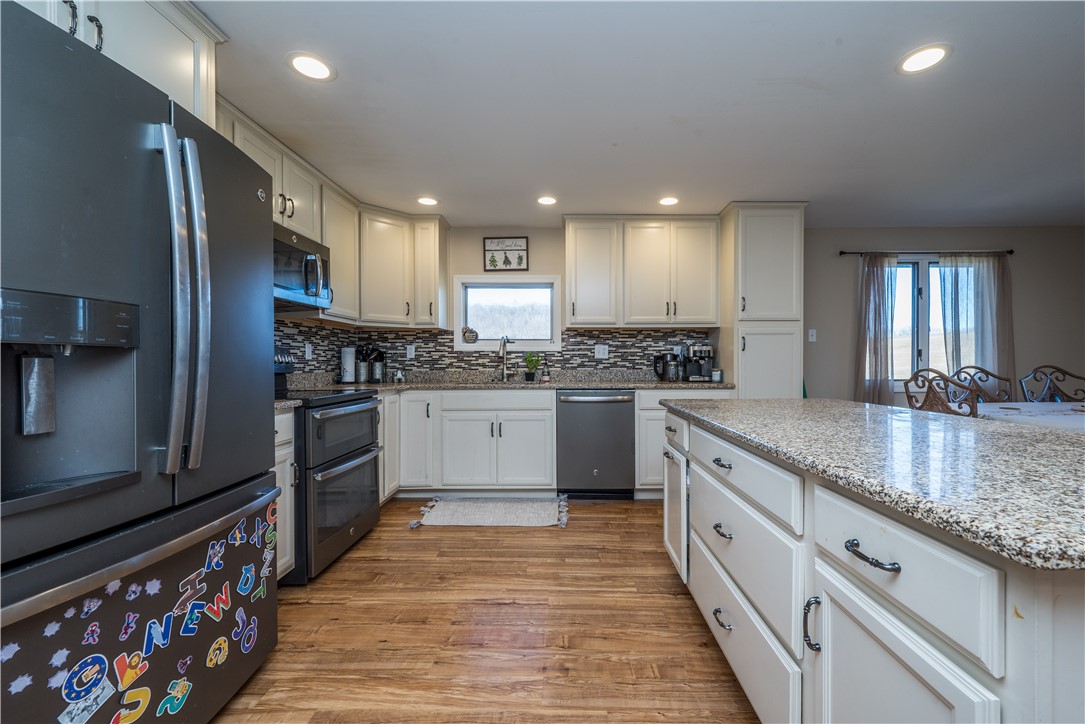 Unity Twp, Pennsylvania 15650, United States, 3 Bedrooms Bedrooms, ,2 BathroomsBathrooms,Residential,Active,8100