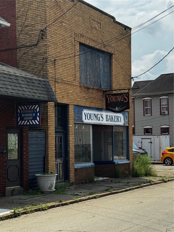 67 S Gallatin Ave