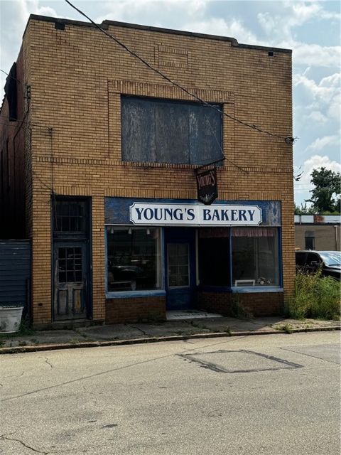 67 S Gallatin Ave Uniontown PA 15401