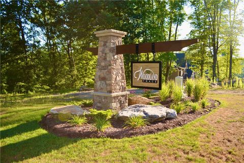 (Lot 44) 129 Woodford Drive Adams Twp PA 16033