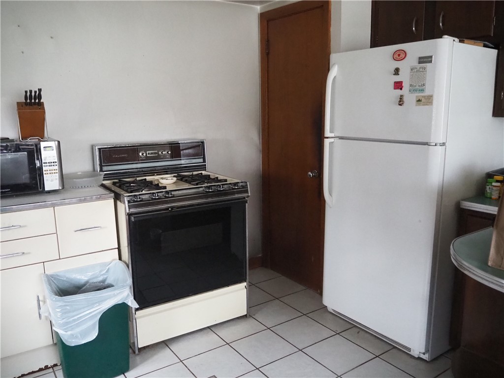 Connoquenessing Twp, Pennsylvania 16053, United States, 3 Bedrooms Bedrooms, ,1 BathroomBathrooms,Residential,Active,234070