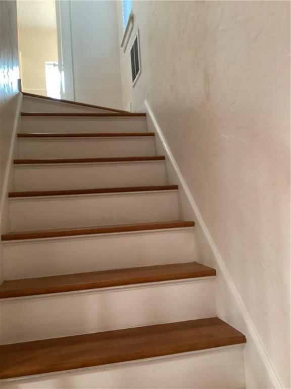 McKeesport, Pennsylvania 15132, United States, 2 Bedrooms Bedrooms, ,1 BathroomBathrooms,Residential,Active,254241