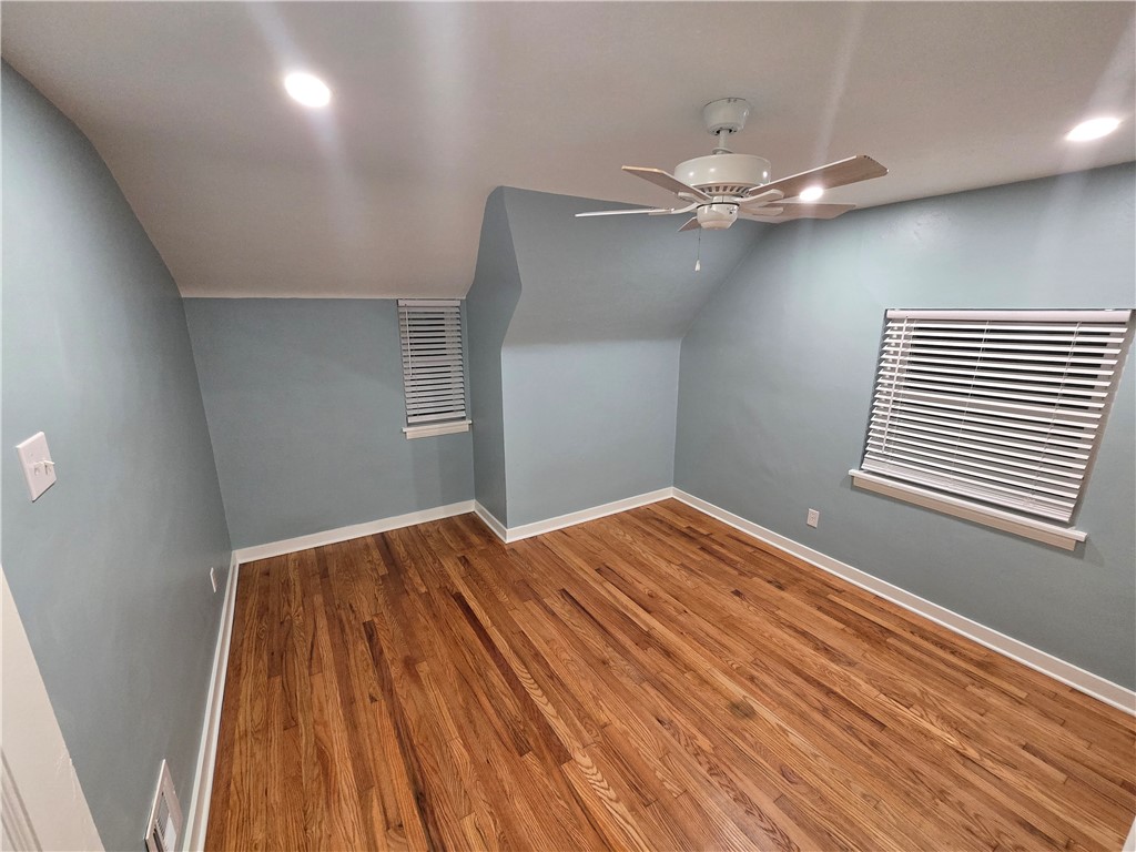 McKeesport, Pennsylvania 15132, United States, 2 Bedrooms Bedrooms, ,1 BathroomBathrooms,Residential,Active,254241