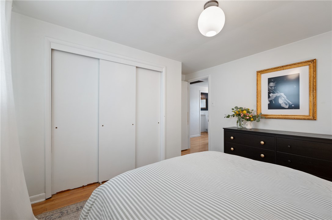 Sewickley, Pennsylvania 15143, United States, 3 Bedrooms Bedrooms, ,2 BathroomsBathrooms,Residential,Contingent,208908