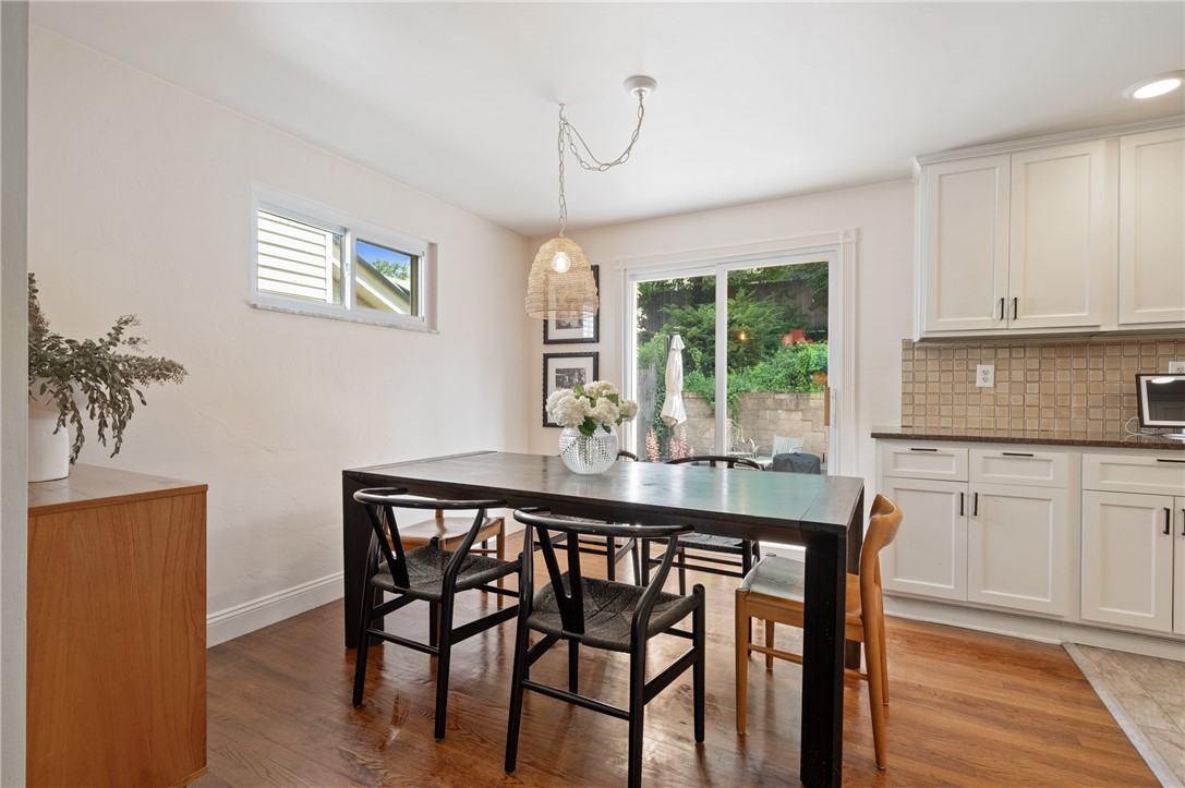 Sewickley, Pennsylvania 15143, United States, 3 Bedrooms Bedrooms, ,2 BathroomsBathrooms,Residential,Contingent,208908