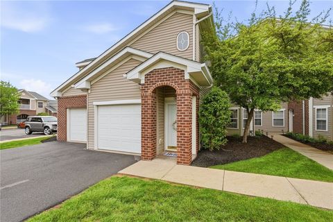 Photo of 910 Stockton Rdg Rdg, Cranberry Twp, PA 16066 (MLS # 1750531)