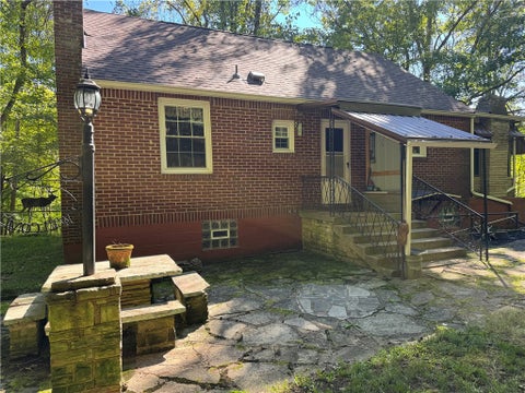 Homes For Sale - 20 Deambroggi Rd Rd<br/> Fallowfield Twp, PA 15022