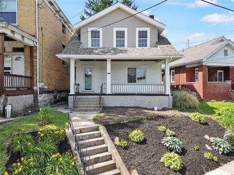 Photo of 350 Ridgewood Ave, Pittsburgh, PA 15229 (MLS # 1759480)
