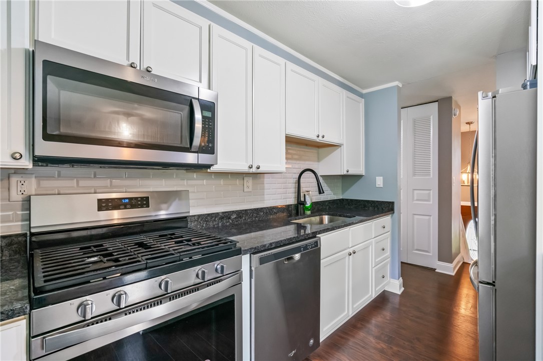 3613 Falmouth Drive Dr, South Park, Pennsylvania image 10