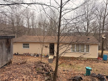845 Wattersonville Rd Washington Twp PA 16218