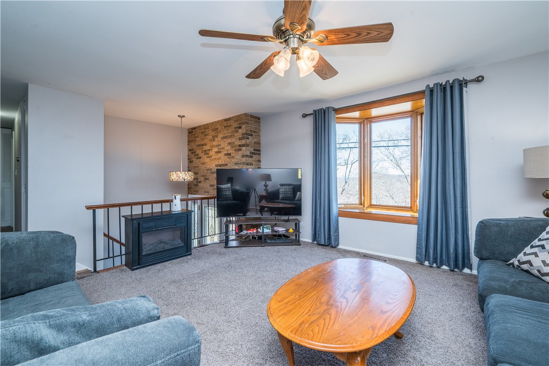 Level Green, Pennsylvania 15085, United States, 3 Bedrooms Bedrooms, ,3 BathroomsBathrooms,Residential,Active,87415