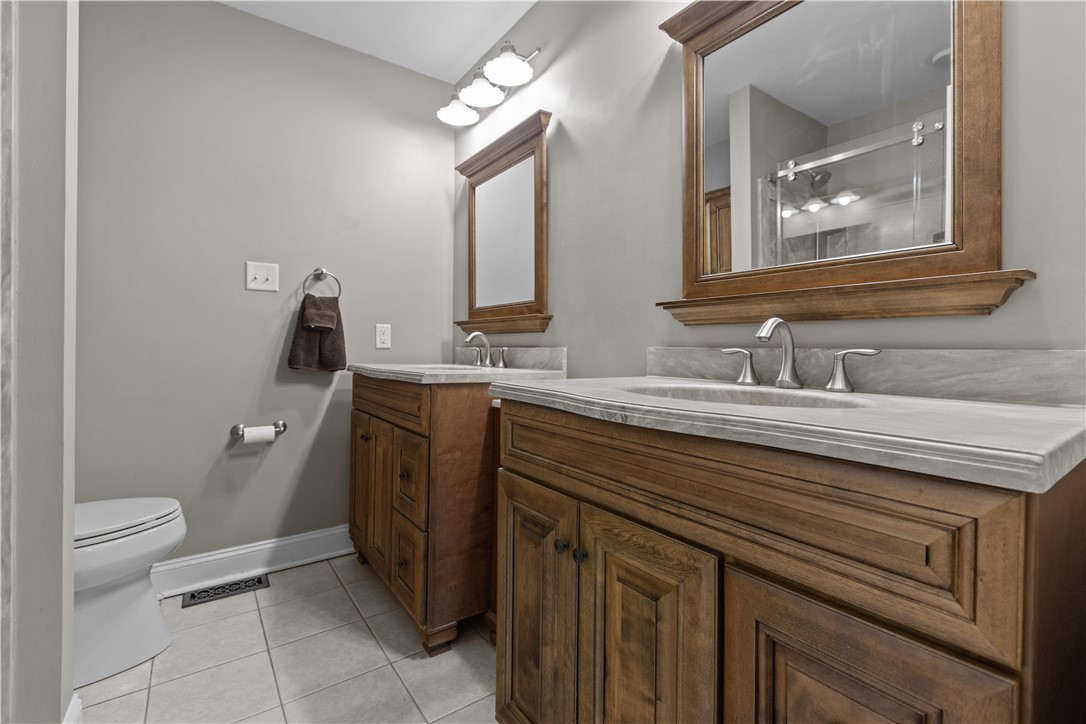 187 Old Village Lane Ln, Bethel Park, Pennsylvania image 17