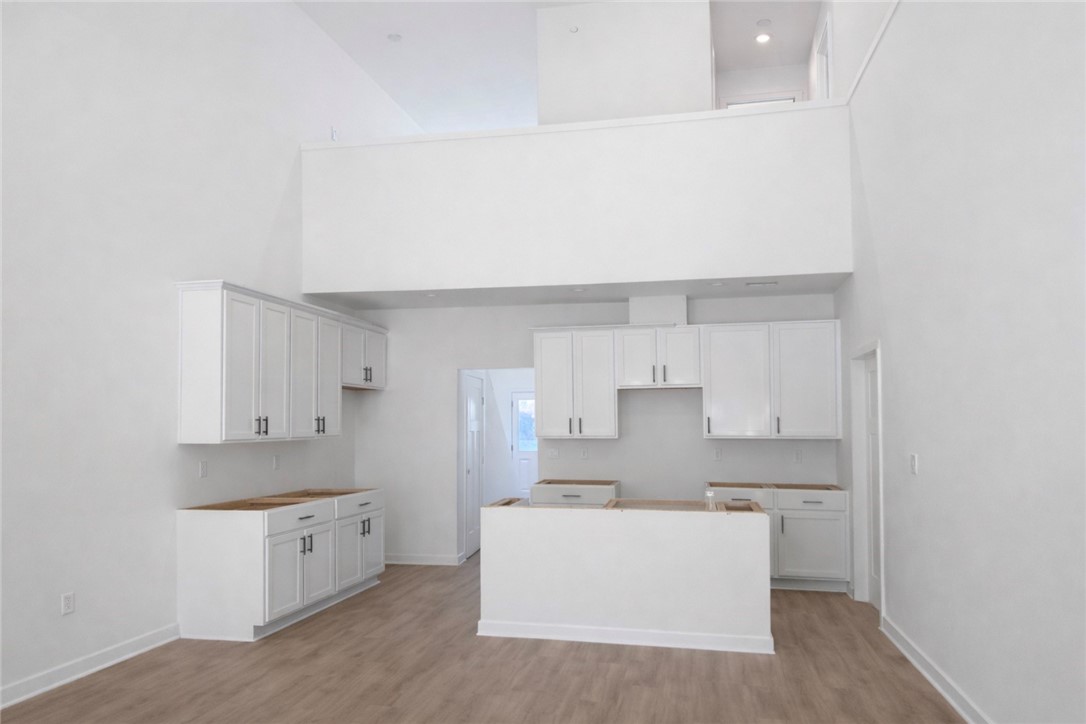 103 Blue Bird Lane 218