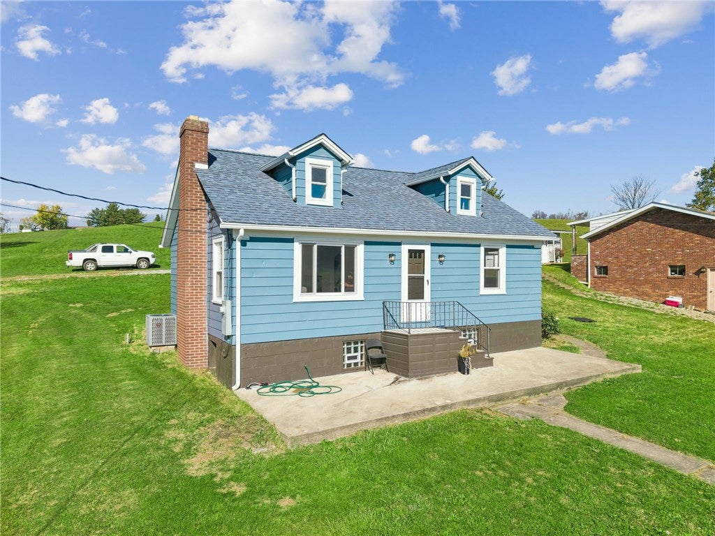 637 Hecla Rd