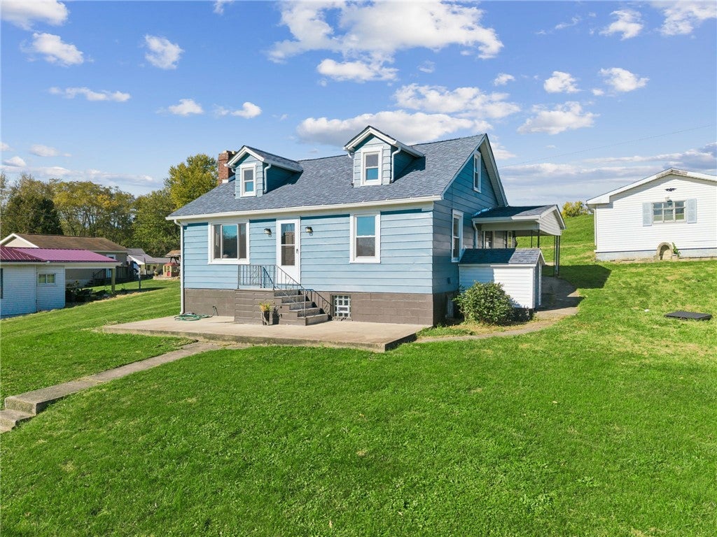 637 Hecla Rd